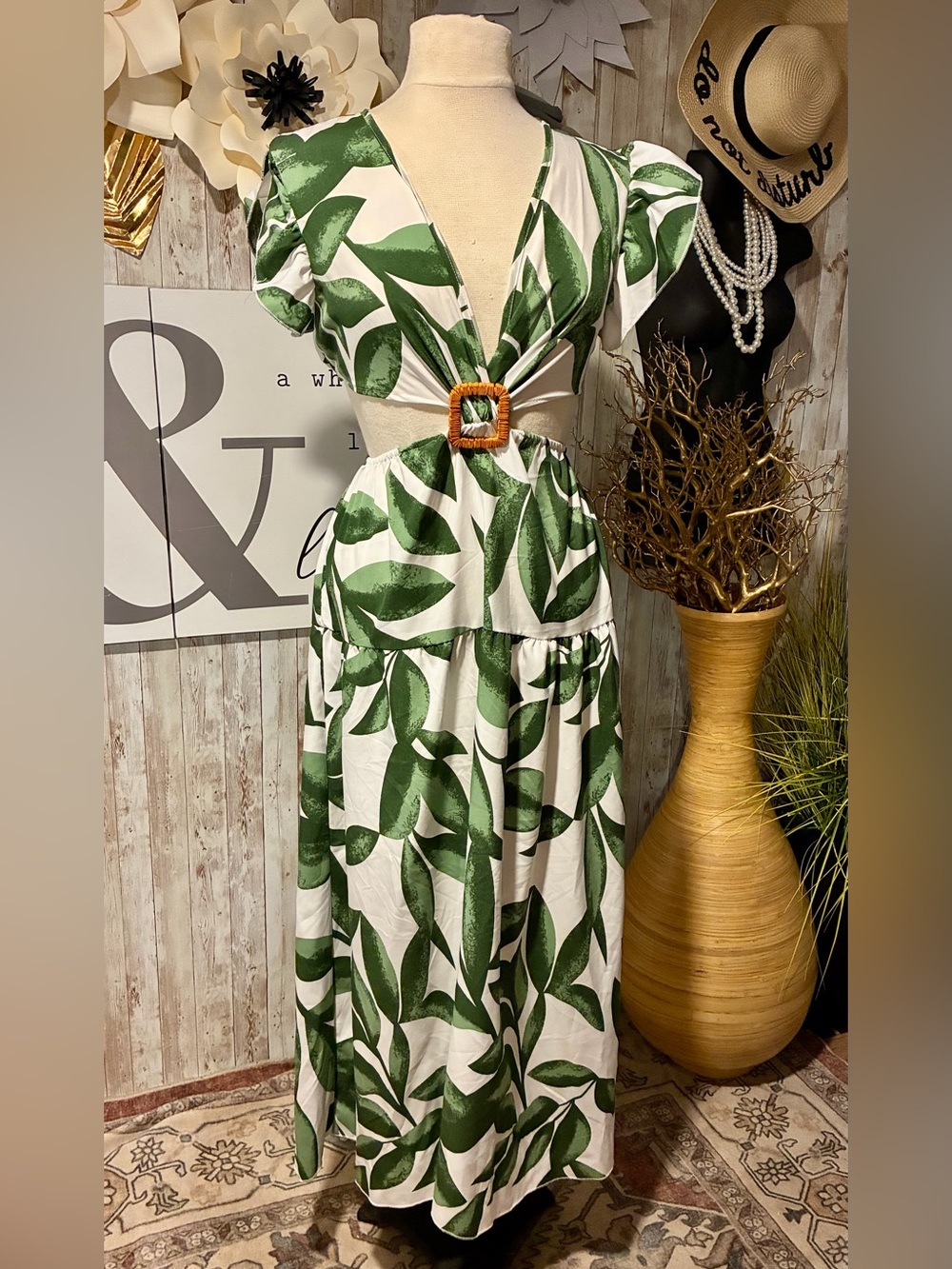 Green Leaf Cutout Maxi Dress - Brand:
